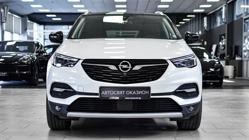 Opel Grandland X 1.6d Ultimate Automatic Image 2